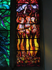 aldeburgh church, suffolk (26) shadrach, meshach and abednego in the fiery furnace by piper, c20 glass of 1979