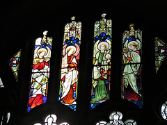 aldeburgh church, suffolk c19 angel musicians in n.w. window, attrib. to ward and hughes ; lute, portative organ and tabor (23)