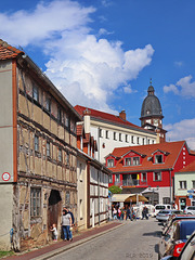 Waren (Müritz), Fachwerkspeicher, Rathaus und Marienkirche