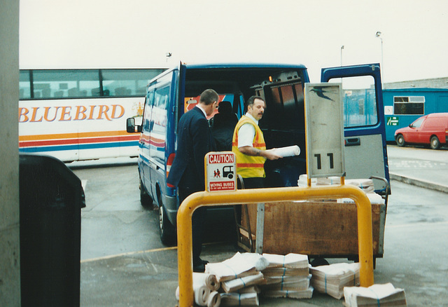 Unloading the newspapers at Aberdeen bus station – 27 Mar 2001