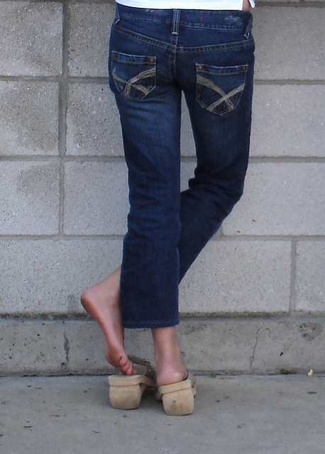Jeu de pieds en jeans / Shoplaying in jeans
