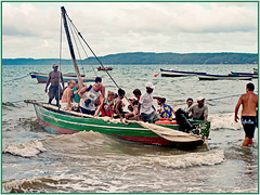 Nosy Be : si parte per uno spostamento in barca - forse per Nosy Ambariobe