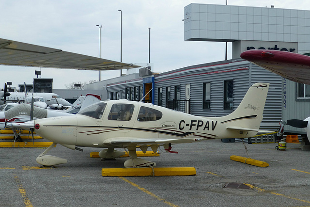C-FPAV at Toronto City Airport - 9 May 2019