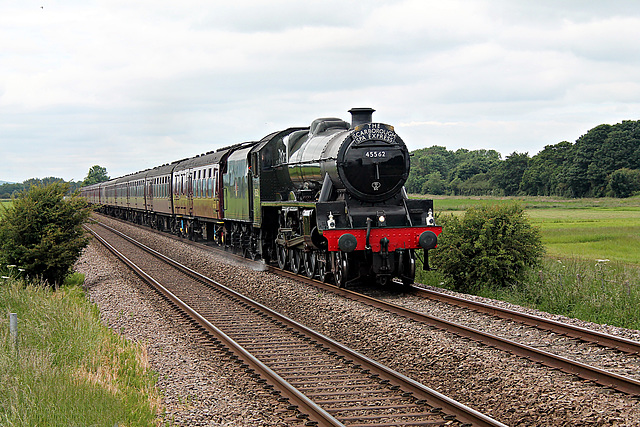 Stanier LMS class 6P Jubilee 45562 ALBERTA (45699 GALATEA) at Binnington crossing with 1Z24 07.40 Carnforth - Scarborough The Scarborough Spa Express 24th June 2021. (steam from York)