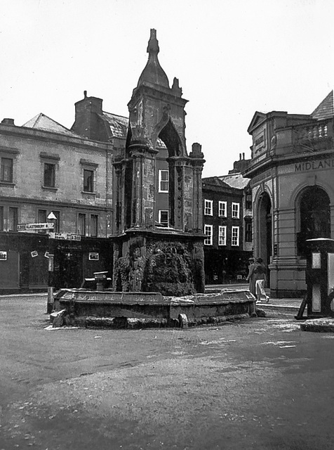 Market Well - Wells Somerset late 1930s