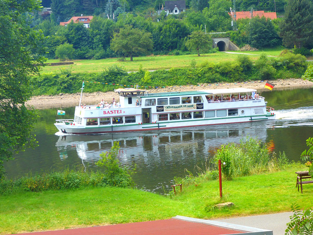 Sommertag an der Elbe im Juli 2o15