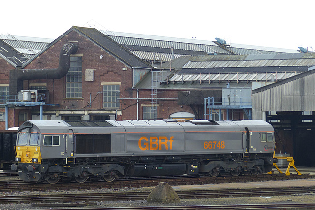 66748 at Eastleigh - 4 April 2016