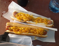 Hot-dogs géants à la Nica / Gigantic hot-dogs with a Nica savour