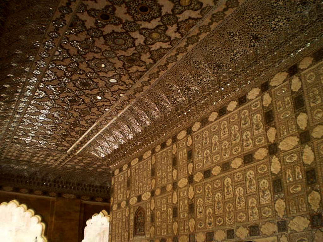 Details of wall and ceiling.