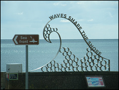 waves shape the eyesore