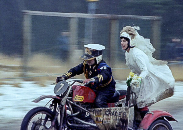 Late for the wedding? - Boxing Day Scramble 1982 - 3ab