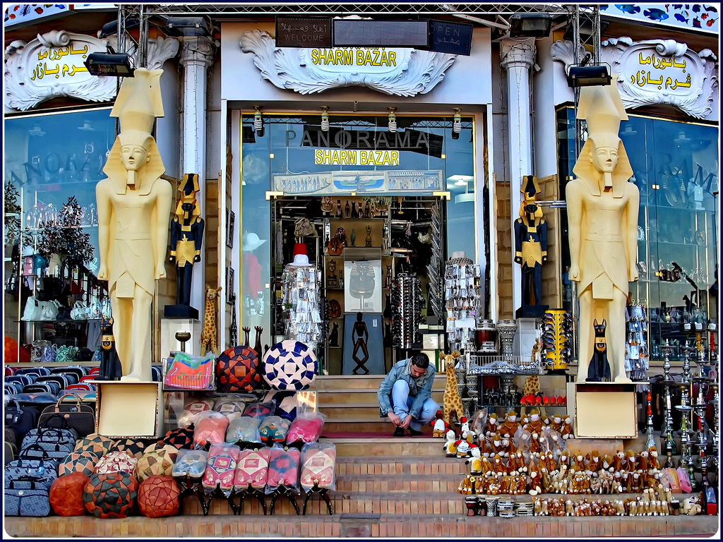 SHARM EL-SHEIK : Shopping al Sharm Bazar - di tutto e di più !