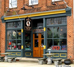 Pop's Old Company Store and Tavern - Catawba, NC - USA