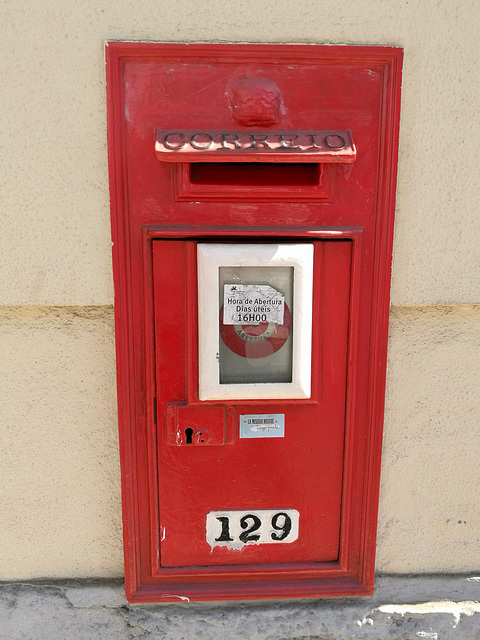 Lisbon 2018 – Wall postbox