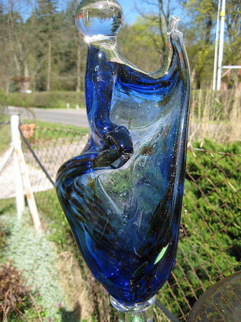 Gartendeko aus geblasenen Glas