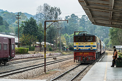 Eisenbahnfahrt von Kalaw nach Shwe Nyaung (© Buelipix)