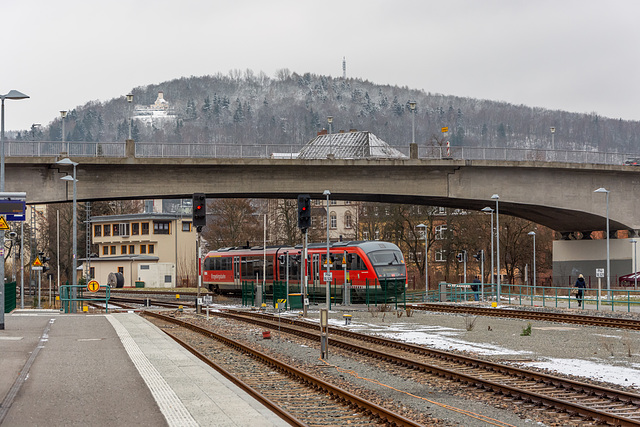 Desiro der Erzgebirgsbahn bei der Ausfahrt in Aue Richtung Johanngeorgenstadt über Schwarzenberg