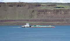 Columbia Gorge barge (#0353)
