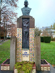 Monument à Léon Chenault – Parc Pasteur – Orléans