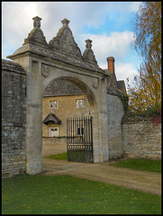arch at Tackley Gate House