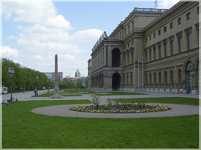 Münchener Residenz mit Hofgarten