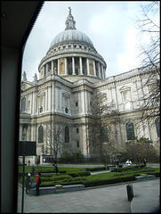 St Paul's from the bus