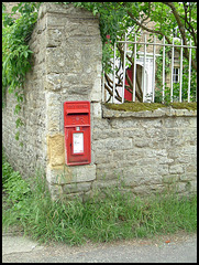 North Hinksey post box