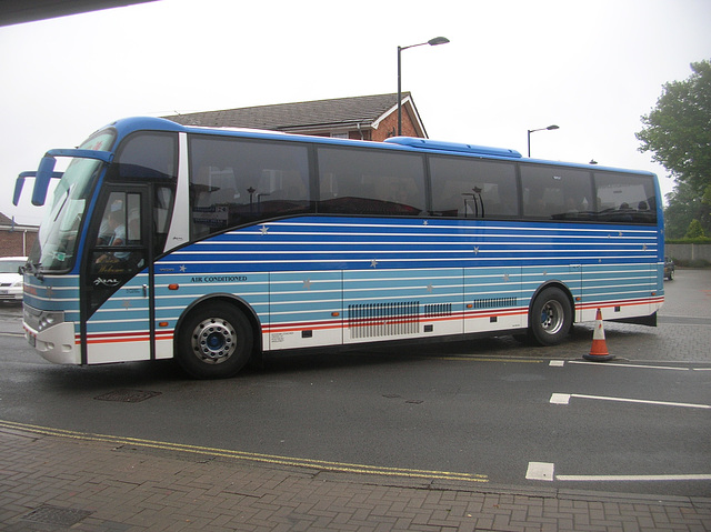 Goodsir Coaches 708 EYG (FN03 DXM) in Mildenhall - 17 Aug 2010 (DSCN4305)