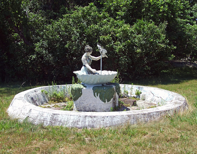 Fountain at Casa Basso, July 2011
