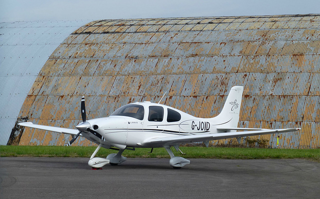 G-JOID at Lee on Solent - 18 August 2015