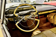 Athens 2020 – Hellenic Motor Museum – 1957 Lincoln Premier dashboard