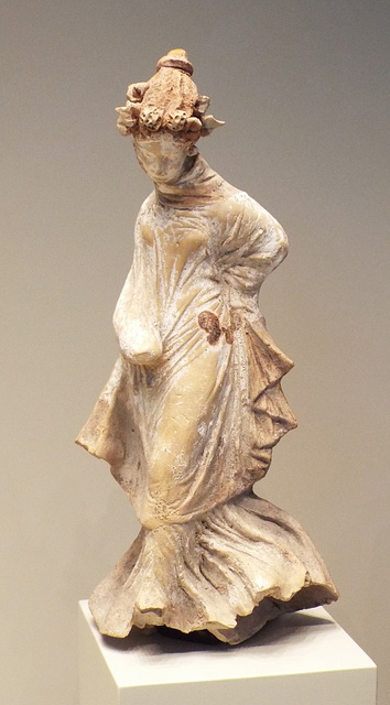 Terracotta Statuette of a Dancer in the Getty Villa, June 2016