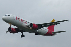 EC-JSK approaching Heathrow - 4 November 2015