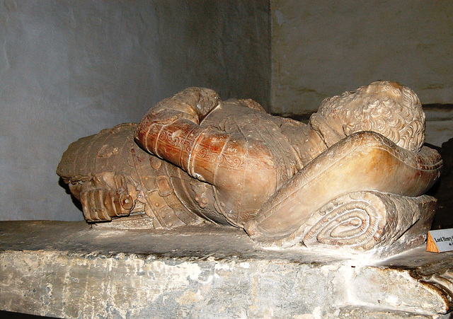 Damaged alabaster tomb, Toddington Church,  Bedfordshire
