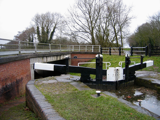 Shutt Hill Bridge and Lock on the Staffs and Worcs Canal