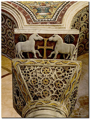 Ravenna- San Vitale -Capitello bizantino