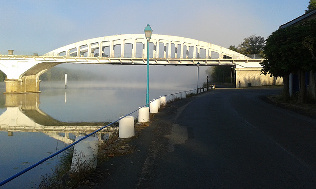 pont de Thoissey