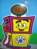 Pompe à essence souriante / Smiling gas tank