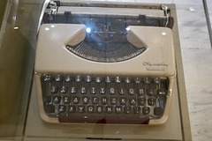 Athens 2020 – Athens War Museum – Greek typewriter
