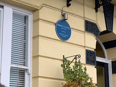 Wilkie Collins plaque