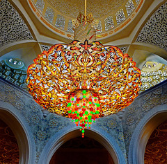 All kind of glass : SPC 2/2018 - 1° place - 6 vote -  super lampadario Swarovski in Abu Dhabi Sheik Zayed grand Mosque