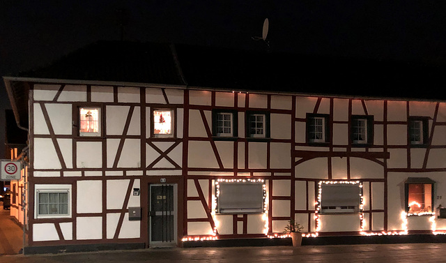 DE - Weilerswist - Müggenhausen zur Weihnachtszeit