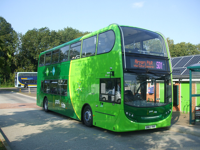 DSCF1504  Konectbus (Go-Ahead) SN65 OAV at Thickthorn - 11 Sep 2015