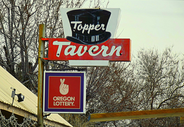 Topper Tavern