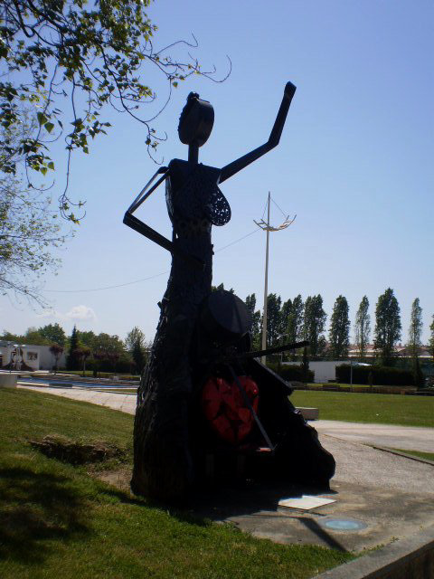 Monument to the Twinning of Traditional Cultures.