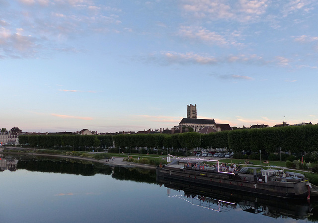 Auxerre - La scène des quais