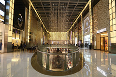 Dubai Mall scene