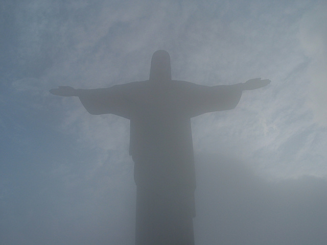 Corcovado - Cristo, im Nebel und Wolken verhüllt