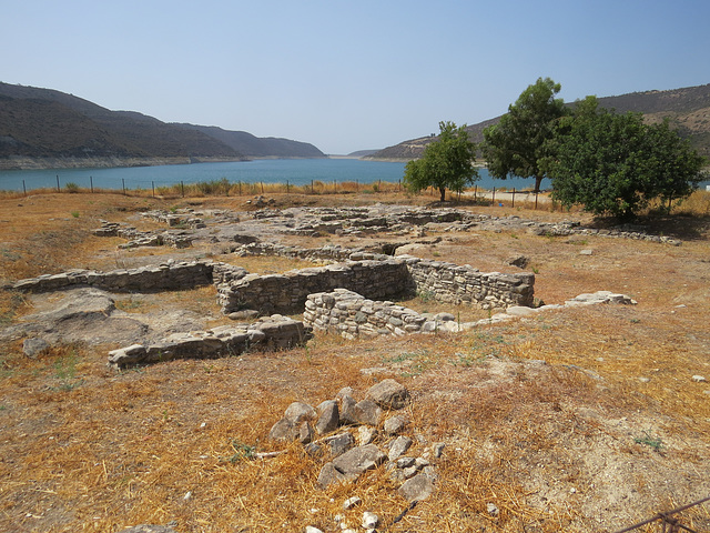 Alassa, habitat néolithique