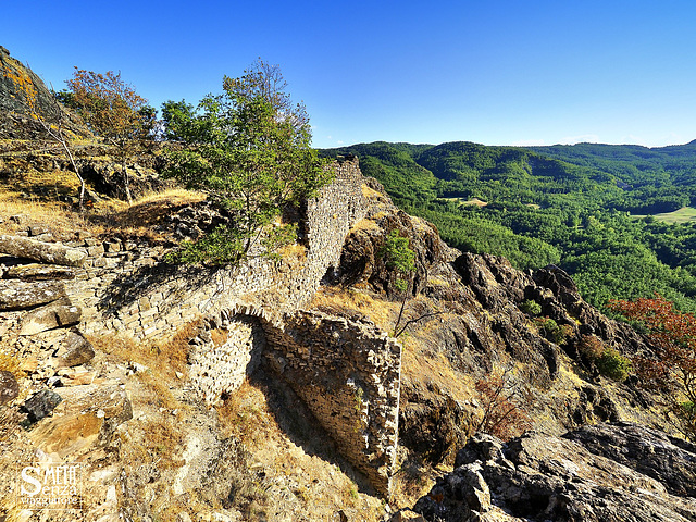 Ruderi del Castello di Gusaliggio - Val Mozzola